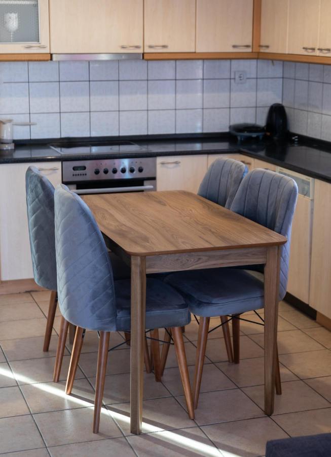 Deluxe Apartment La 라리사 외부 사진